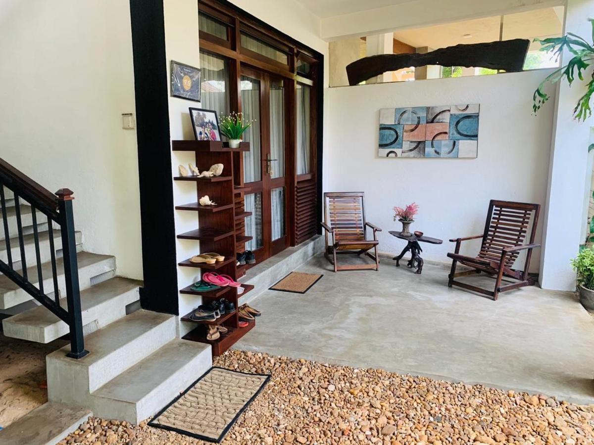 Villa A & A Hikkaduwa Exterior photo
