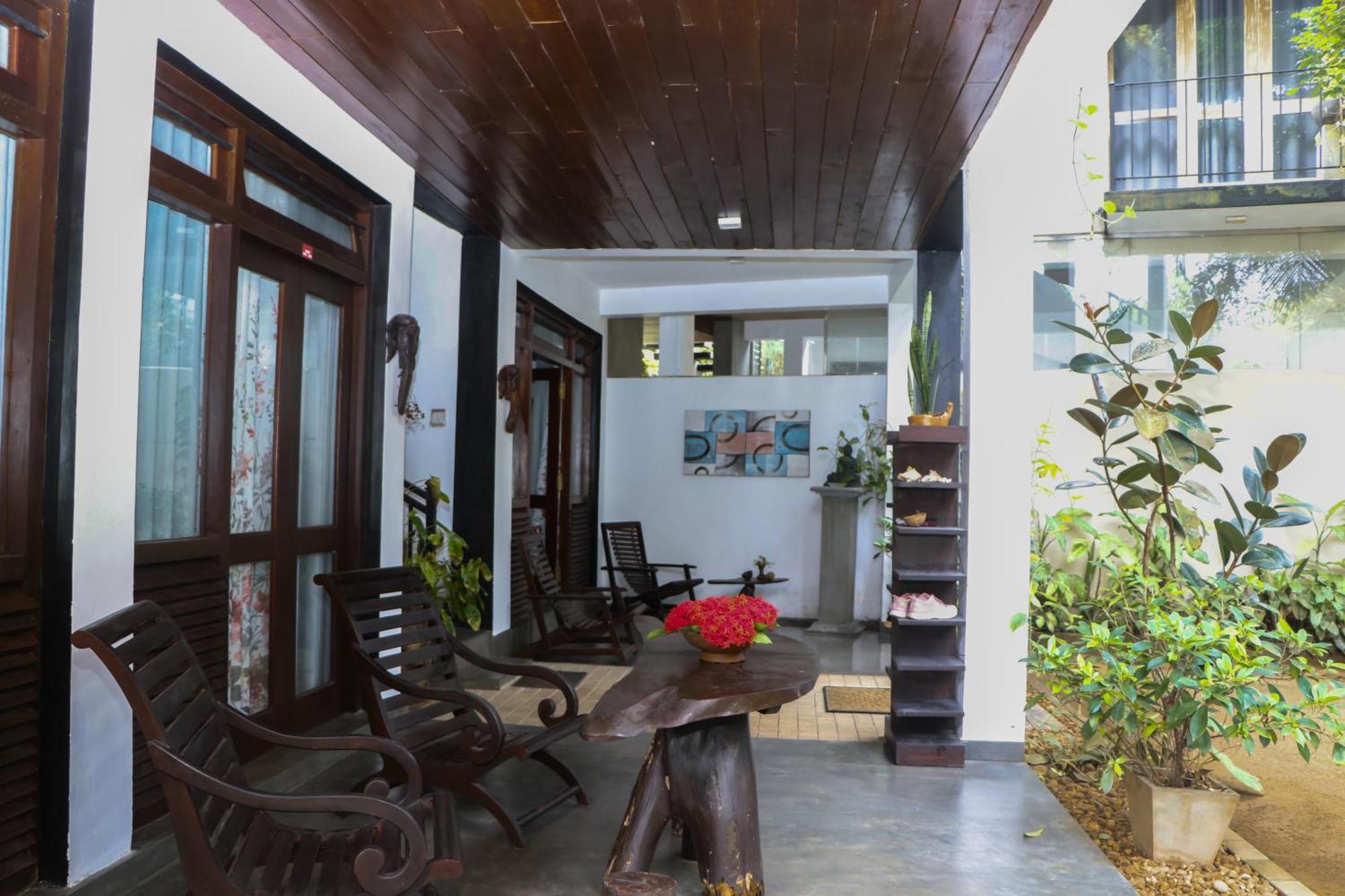 Villa A & A Hikkaduwa Exterior photo